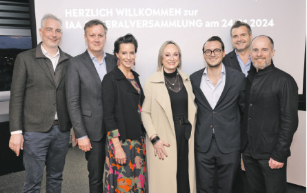 IAA Neujahrs-Cocktail