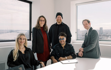 Follow verlängert Millennium City Social Media