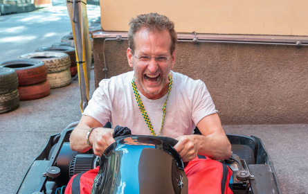 "Art of Cart" Charity-Race: Teambuilding für den guten Zweck