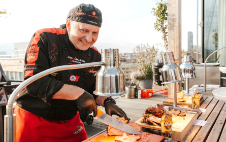Almdudler Grillgaudi mit Blick auf den Wurstelprater
