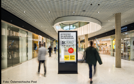 100. „Post Werbefenster“ eröffnet mit Ricoh