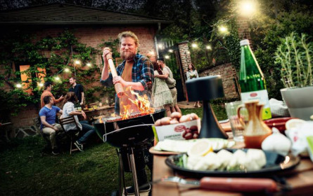 Hofer setzt auf Bio-Grillgenuss aus artgerechter Tierhaltung