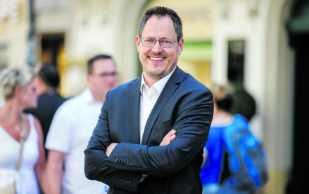 Volle Einkaufsstraßen, aber der Schein trügt