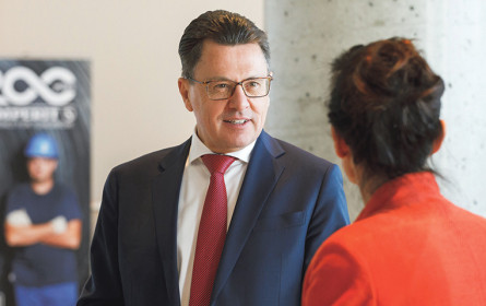 Semperit bleibt auf Kurs