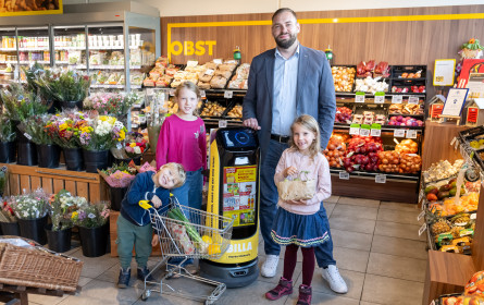 Billa Kaufmann setzt auf „Gloggi“ und „GLupschi“