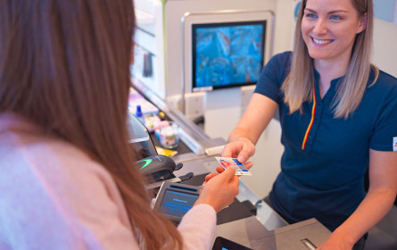 dm unterstützt Opfer häuslicher Gewalt