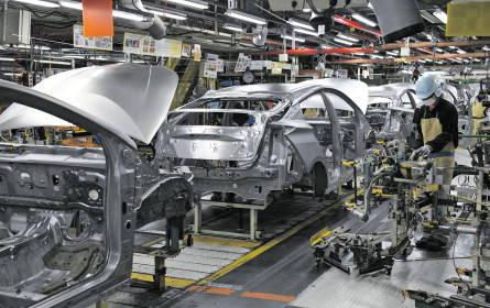 Toyota schiebt Pläne auf