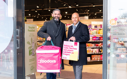 bipa weitet Liefer-Partnerschaft mit foodora aus