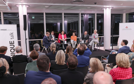 Unique talk: Standort Österreich in der Krise