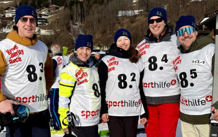 Olympiasieger Bontus verstärkte Observer-Team