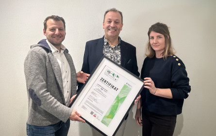 Vorreiter in klimaneutraler Werbung: monitorwerbung Kärnten mit Umweltsiegel ausgezeichnet