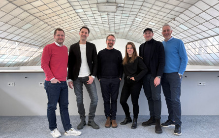 Einordnungen, Fallbeispiele und Ausblick: AI Roadshow eröffnete großen AI-Schwerpunkt 2025 im House of Communication Wien