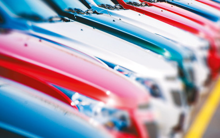 Pkw-Bestand steigt weiter