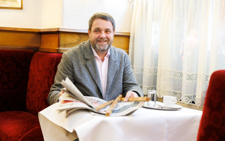 Zeitungswoche in den Wiener Kaffeehäusern
