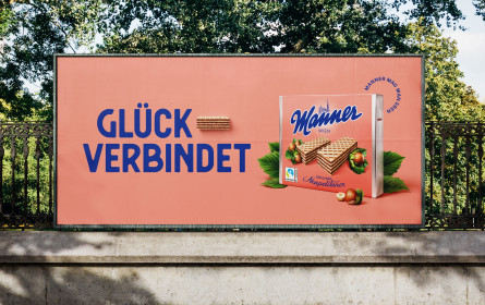„Glück verbindet“: Manner &US launchen neue, internationale Markenkampagne