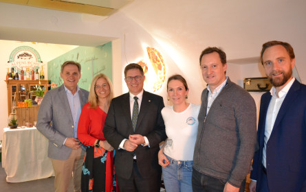 Alpenlachs Genusswelt in neuer Location