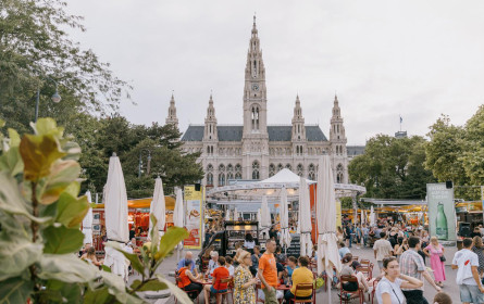 Megafilmfestival: Megaboard vermarktet das Filmfestival in Wien