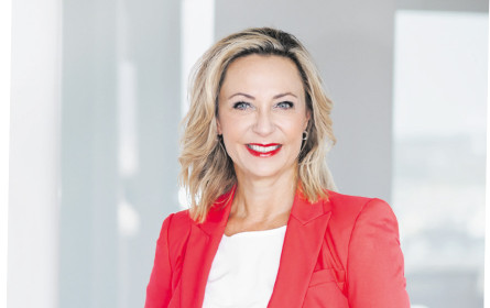 skias mit zwei neuen Kunden