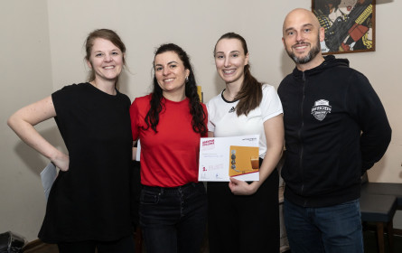 Dentsu-Team holt Infoscreen Agenturchallenge