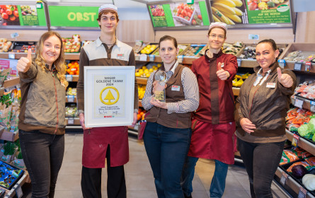 Spar-Supermarkt erhält die „Goldene Tanne“