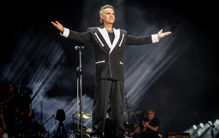 MediaMarkt und Robbie Williams kündigen brandneue Kollektion von Audio-Produkten an