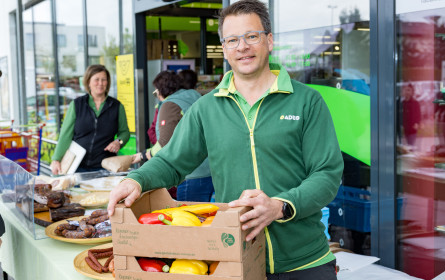 Adeg Kaufleute engagieren sich für Lebensmittelrettung