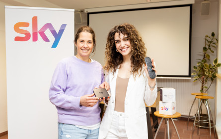 Champions League Finale: Sky Österreich unterstützt Junge Caritas und stattet JUCA-Haus mit Sky Stream aus