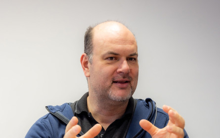 Smile Versicherung Österreich und SlopeLift erobern Google AI Overviews