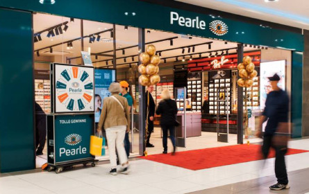 Pearle eröffnet neu gestaltete Filiale im Europark Salzburg