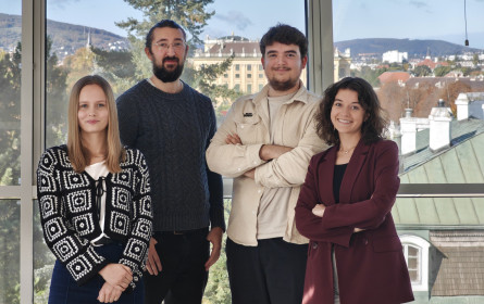 Unique relations verstärkt Team und erweitert digitale Kompetenz