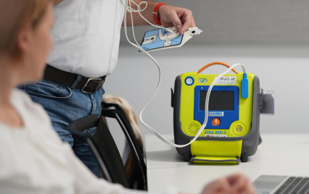 Gewista setzt auf Defibrillator-Schulungen