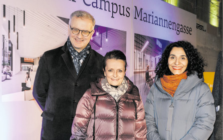 MedUni feierte Dachgleiche