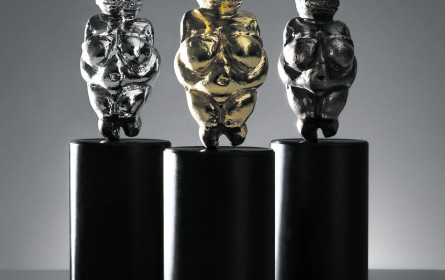 Spitzen rot-weiß-roter Kreativität