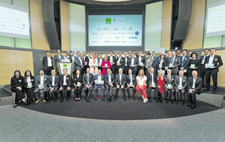 Das Giebelkreuz räumt ab