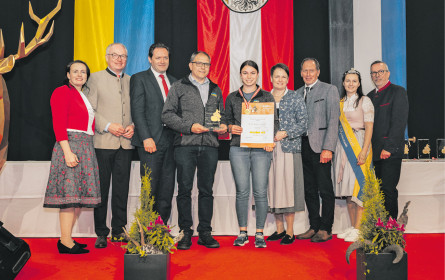 Zwei Kasermandl in Gold