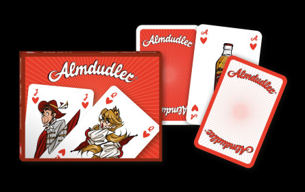 Almdudler bringt Comic-Figuren als Spielkarten heraus