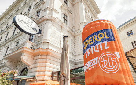 Aperol Spritz To Go startet Sommerkampagne in Wien