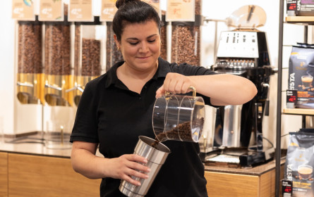 Innovation im Kaffeeregal: Tchibo startet Pfandsystem für Kaffeebohnen in Wien und Graz
