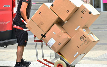 Paketabgabe inklusive Mehrwertsteuer wird bis zu 2,40 Euro betragen