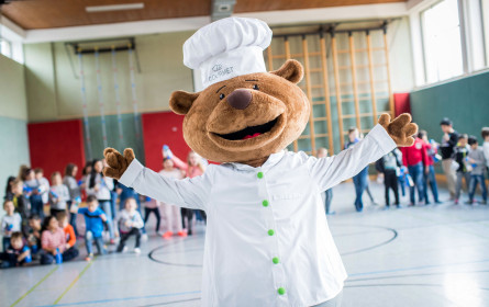Gourmet kocht für Kids: Bio-Küche für Camps