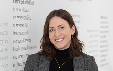 Karrieresprung bei currycom: Lara Gstöttenbauer steigt zum Consultant auf
