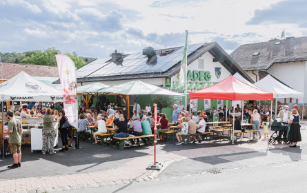 Adeg-Kaufmann eröffnet zweiten Markt in Hernstein