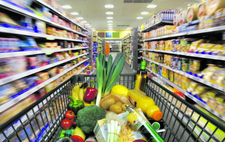 Einzelhandel legt im Juli real um 2% zu