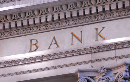 Banken lassen Krypto noch links liegen
