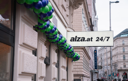 Alza.at kooperiert mit Klarna bei flexiblen Zahlungsoptionen