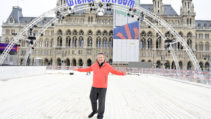 Der Wiener Eistraum feiert seinen 25. Geburtstag und Bürgermeister Michael Ludwig war der erste Gratulant