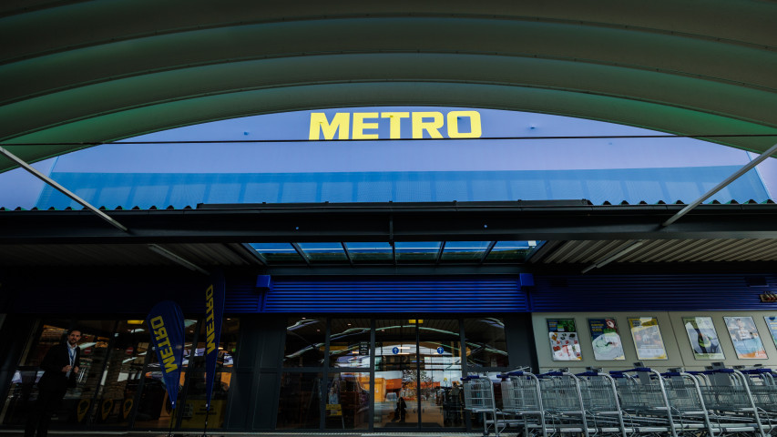 Metro Neusiedl feierlich eröffnet