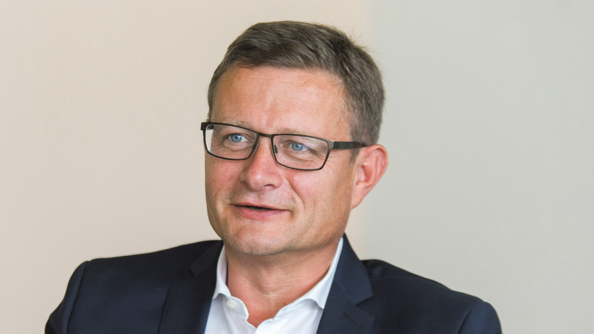 Fressnapf auf Kurs mit App, Shop und Filiale