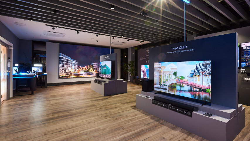 Samsung zeigt AI-gestützte TV-Geräte