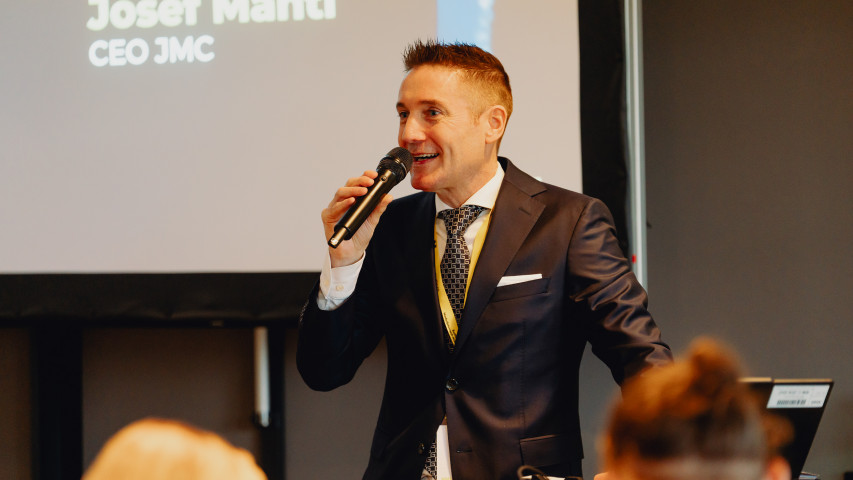 „Moving Forward Masterclass“ zu Künstlicher Intelligenz